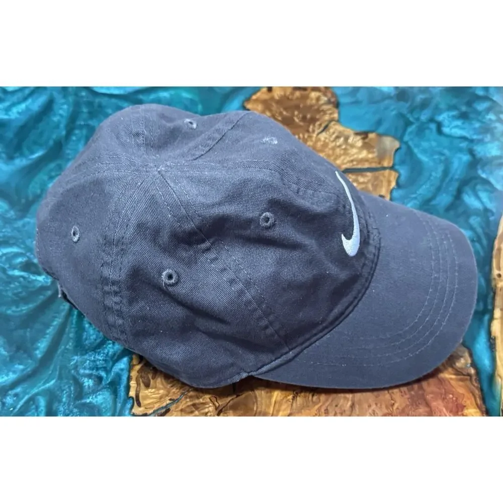 Nike swoosh logo